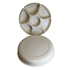 Tupperware Vintage‎ Divided Chip/Veggie Dip Tray with Lid